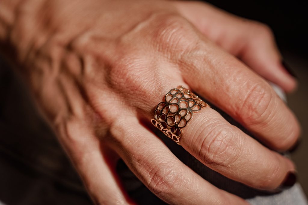 Collection Vertu, bague silhouette