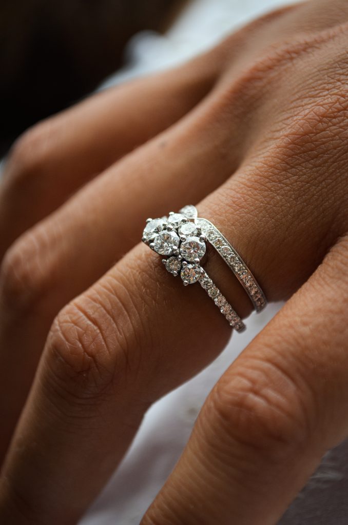 Bague de joaillier, une création sur-mesure