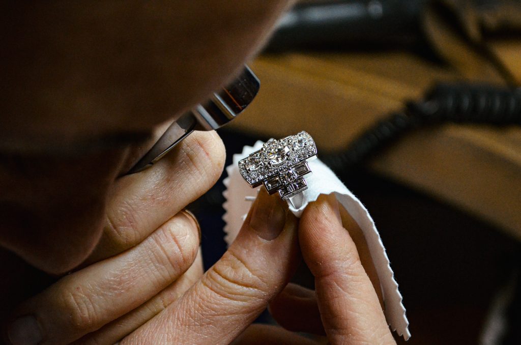 Bague sur-mesure à Toulouse et transformation de bague
