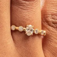 Bague Charlotte Fine - vue 2 portée