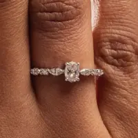 Bague Eléonore Fine - vue 2 portée