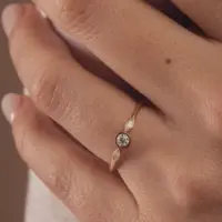 Bague Floraison - vue 2 portée