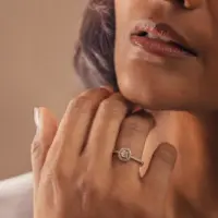 Bague Jeanne Fine - vue 4 portée