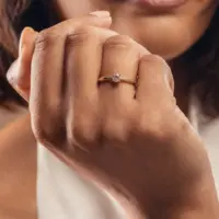 Bague Olympe Fine - vue 1 portée